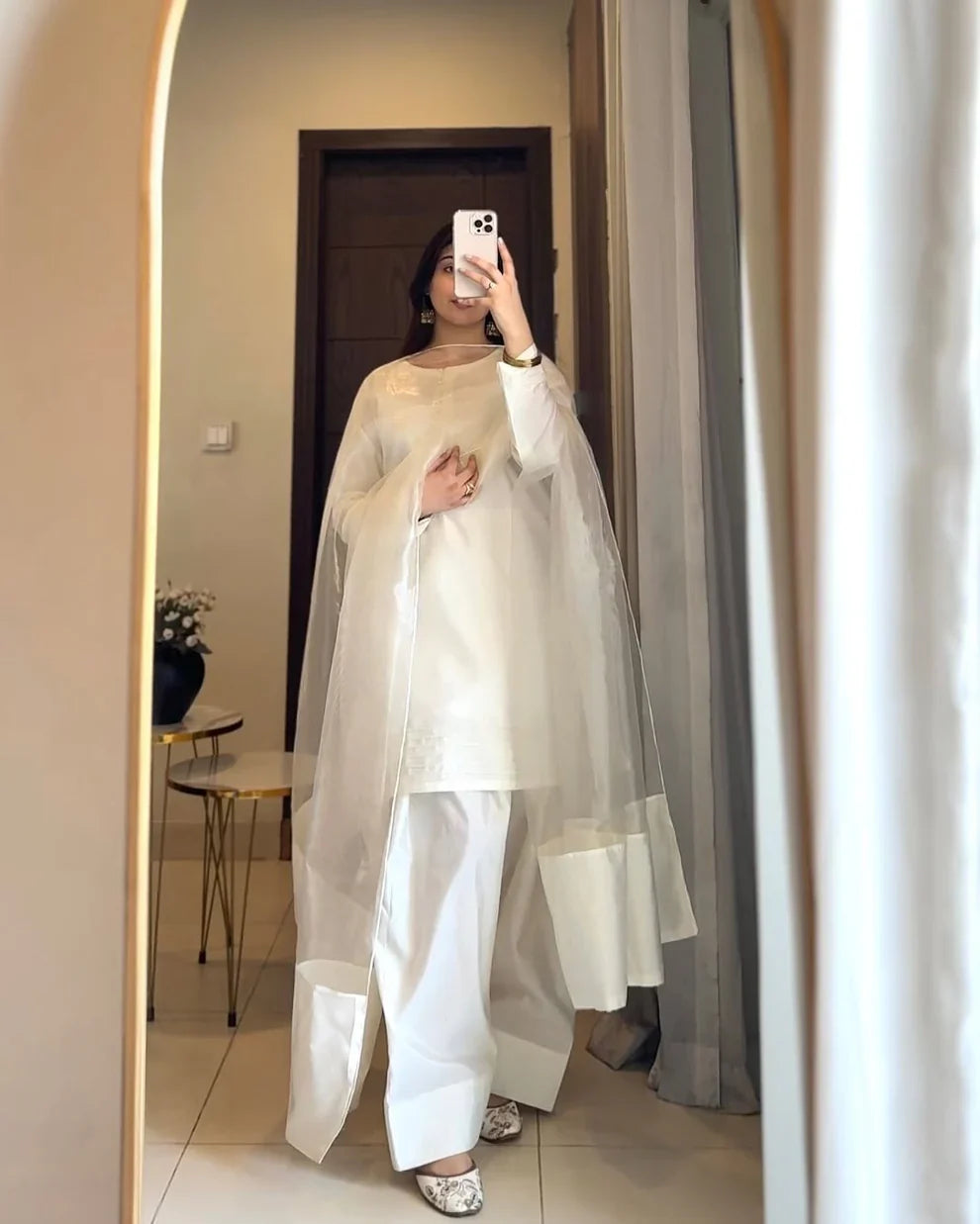 Hoor Lawn 3pc